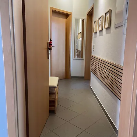 Gruenspecht Am Klein Venedig, Zentral Mit Balkon, Arbeitsplatz, Kueche, Badewanne Etc Ερφούρτη