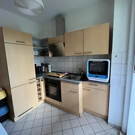 Apartment Gruenspecht Am Klein Venedig, Zentral Mit Balkon, Arbeitsplatz, Kueche, Badewanne Etc