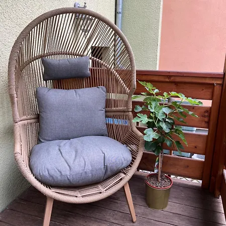 Gruenspecht Am Klein Venedig, Zentral Mit Balkon, Arbeitsplatz, Kueche, Badewanne Etc شقة