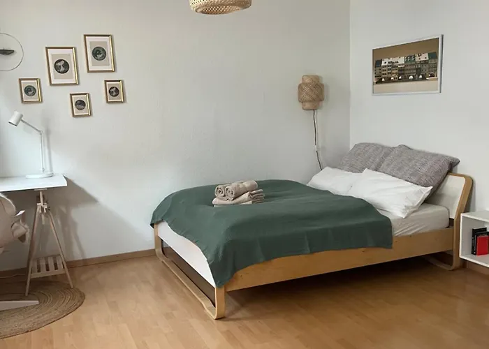 Gruenspecht Am Klein Venedig, Zentral Mit Balkon, Arbeitsplatz, Kueche, Badewanne Etc شقة إرفورت