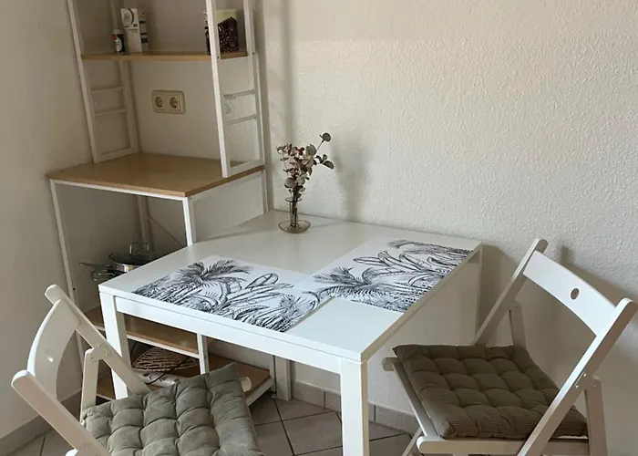 Appartamento Gruenspecht Am Klein Venedig, Zentral Mit Balkon, Arbeitsplatz, Kueche, Badewanne Etc *