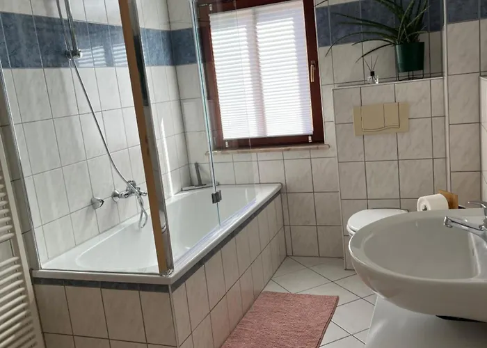 Gruenspecht Am Klein Venedig, Zentral Mit Balkon, Arbeitsplatz, Kueche, Badewanne Etc * Erfurt